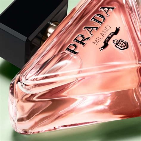 prada recharge parfum